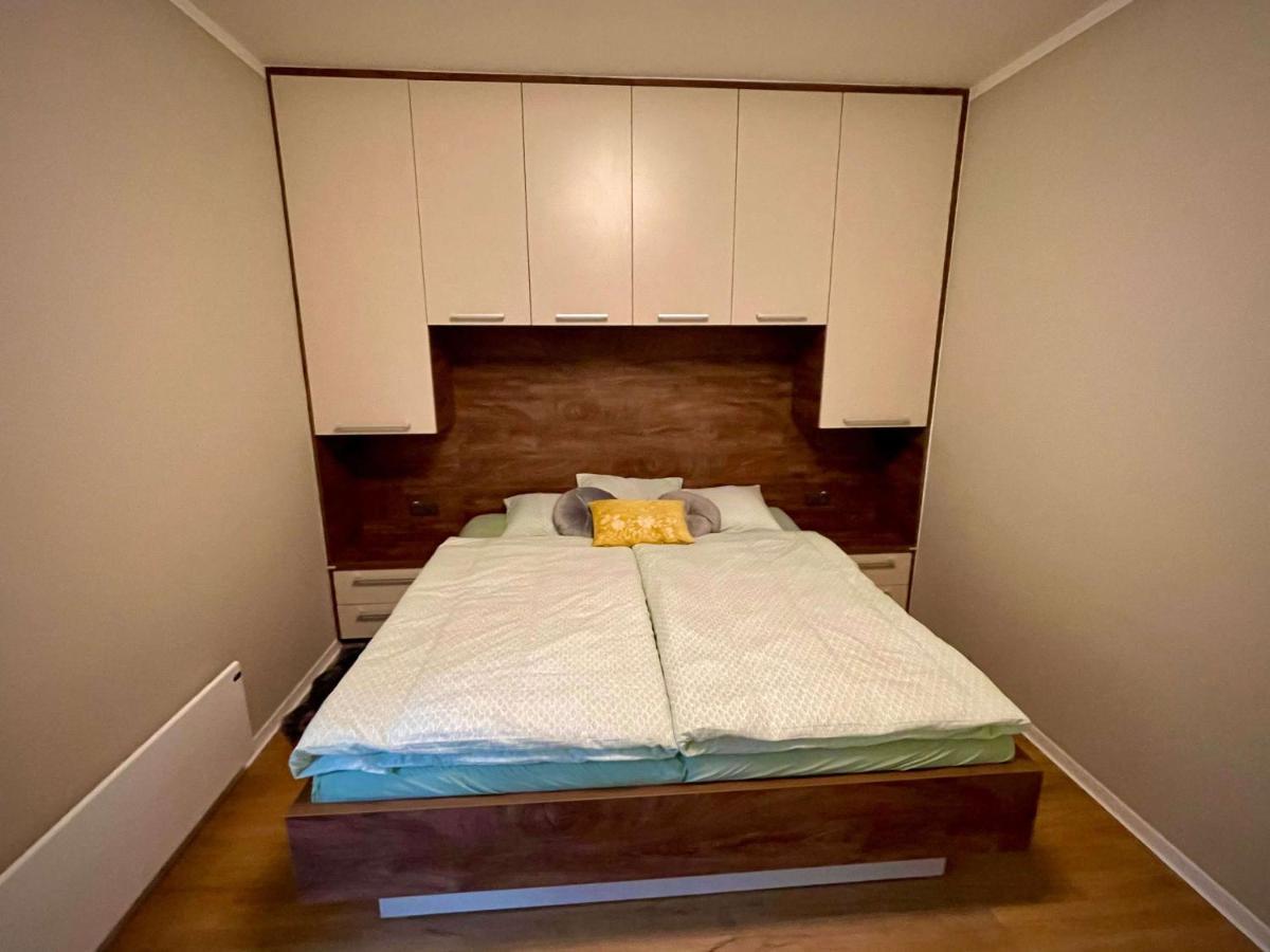 Apartamento Polansky Dvur Velké Karlovice Exterior foto